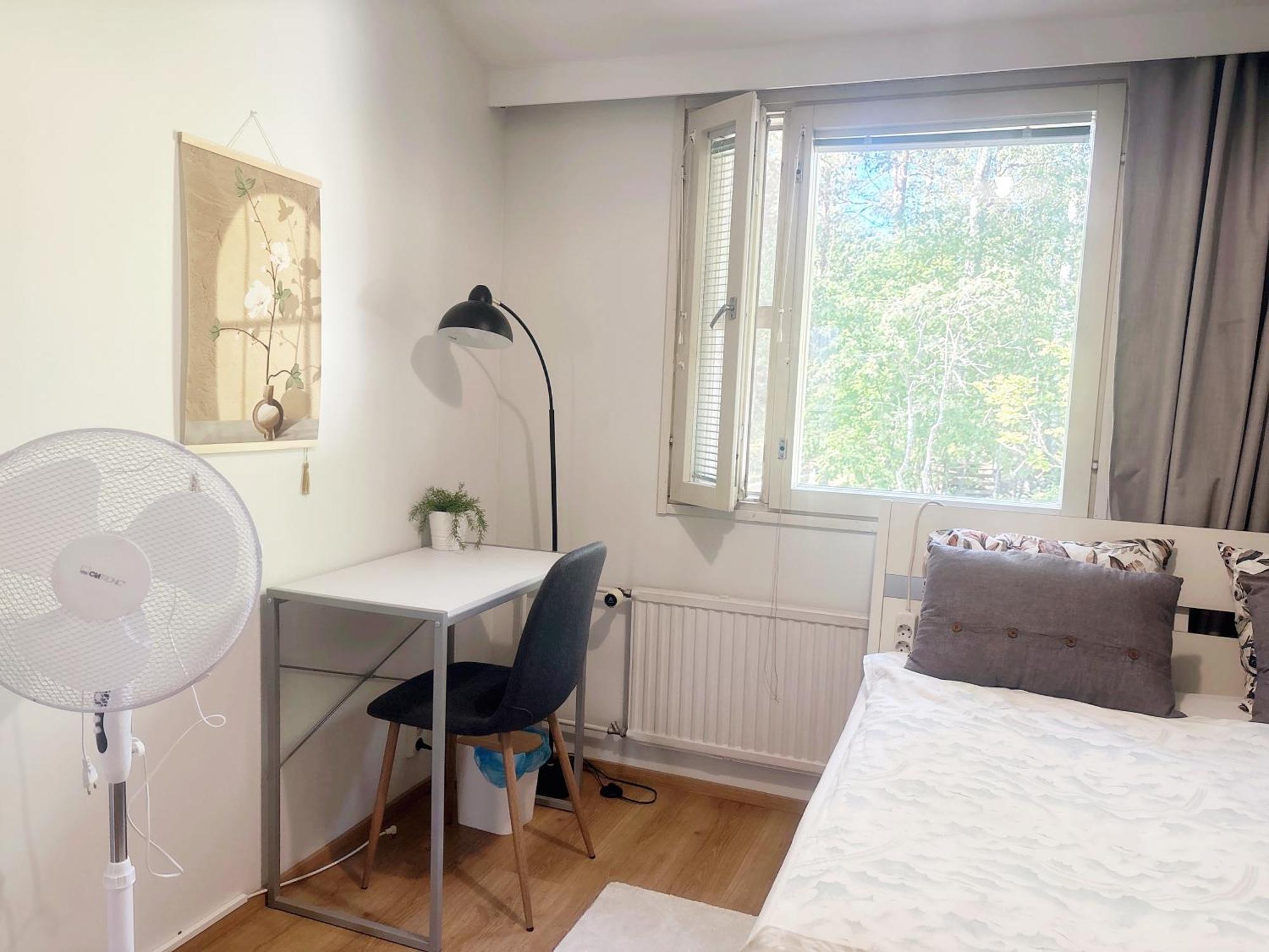 Private Rooms Near Metro, Free Parking,Direct Bus From Airport Helsinki Bagian luar foto